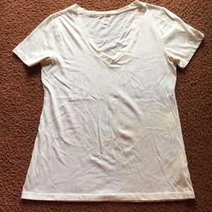 White Old navy t-shirt with colored flecks